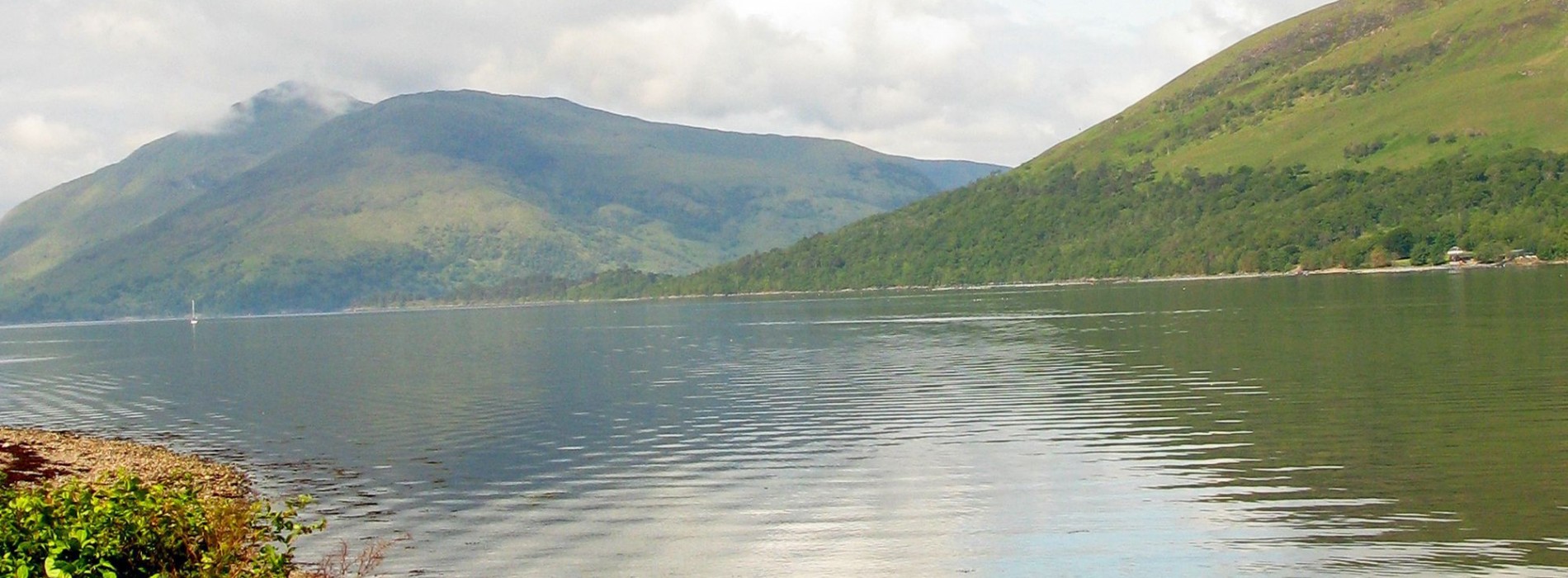 View_across_lake_Ben_Nevis.jpg