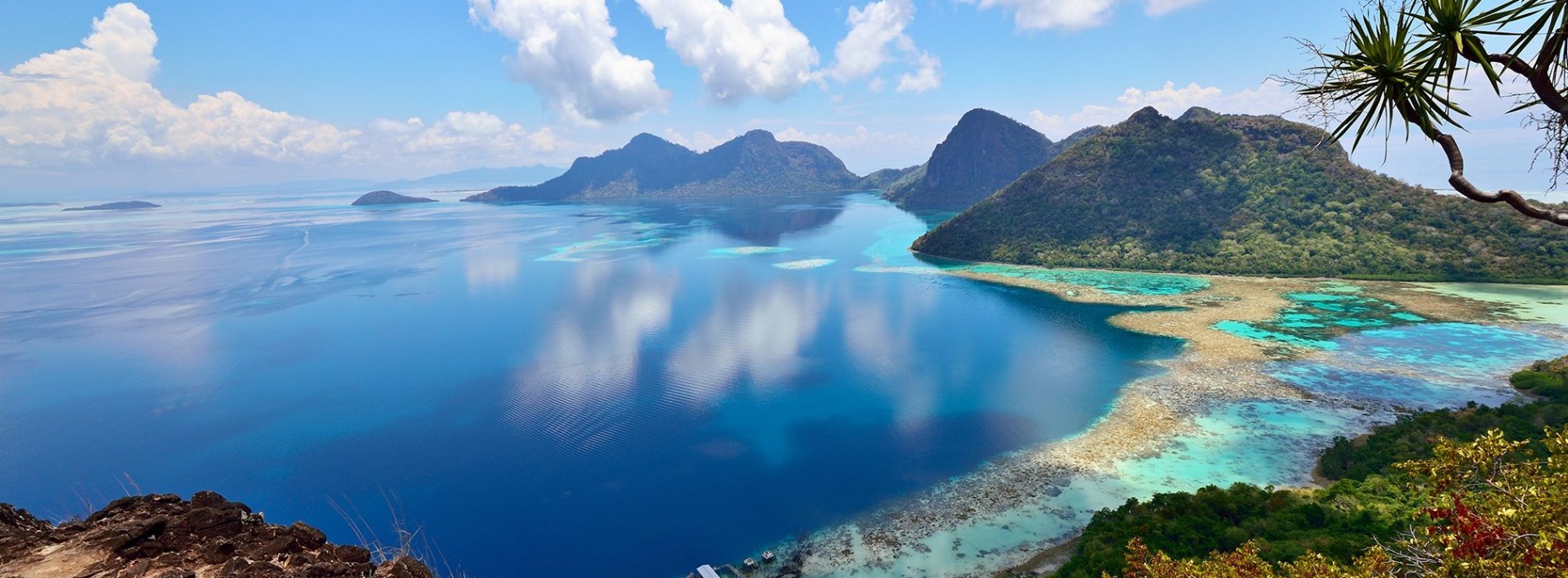 Tropical_Beach_Kota_Kinabalu.jpg