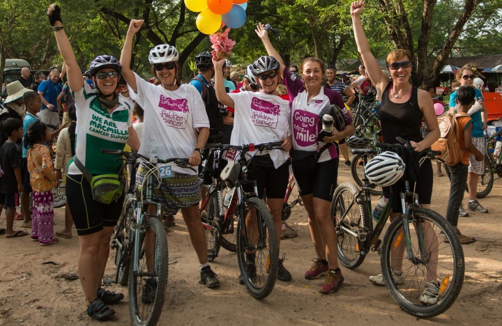 Charity_fundraisers_Cambodia_finish_line
